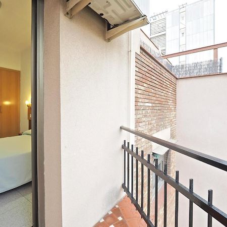 Hostal Ballestero Barcelona Exterior foto