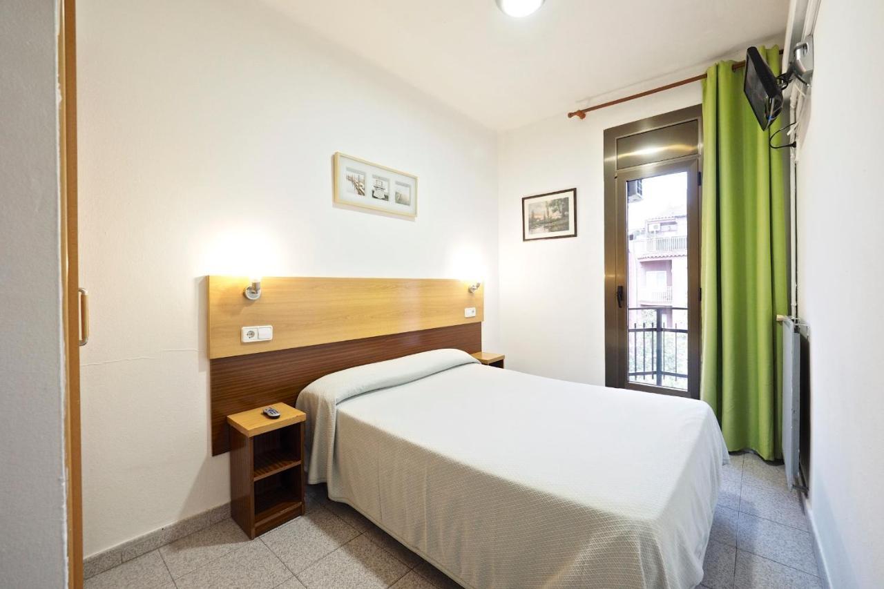 Hostal Ballestero Barcelona Exterior foto